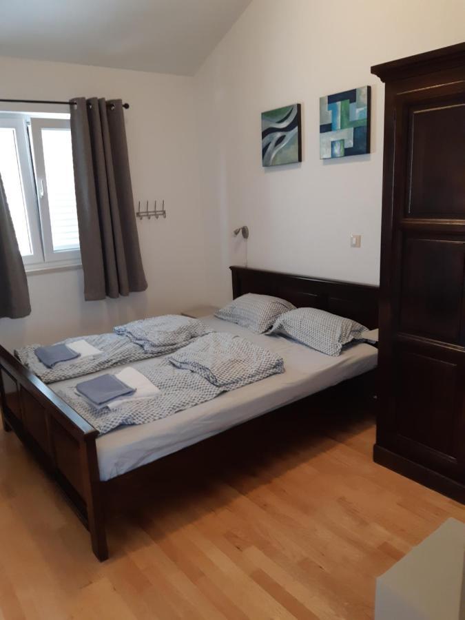 Villa Lizzi Trogir Exterior foto