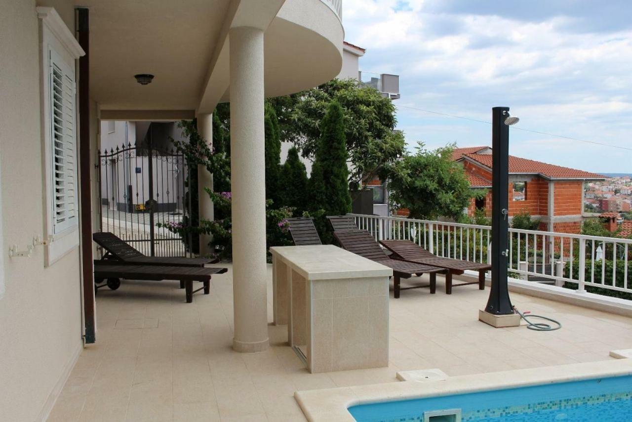 Villa Lizzi Trogir Exterior foto
